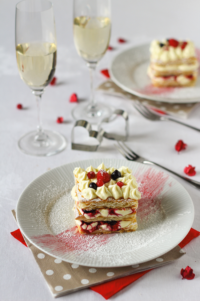 torta con i frutti di bosco