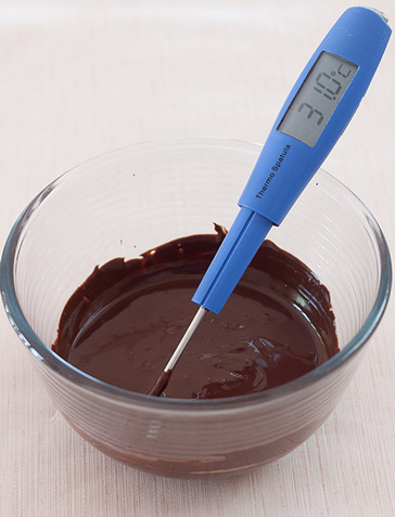 cioccolato, tempereggio, come fare, sciogliere il cioccolato, tutorial, scuola di cucina,